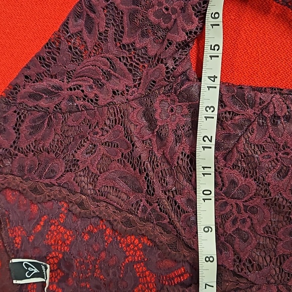 Windsor burgundy maroon floral lace long sleeve dress lined Sm. prom - Picture 7 of 11